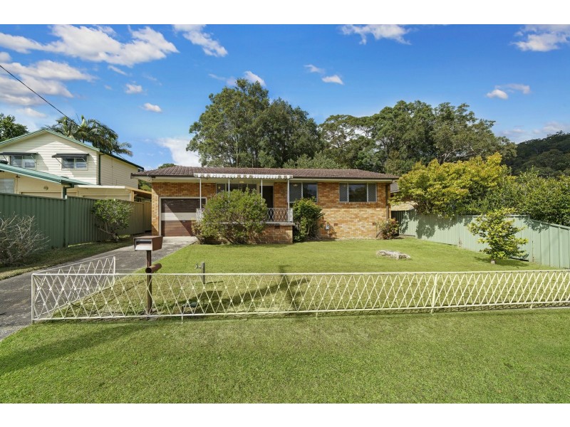26 Priestley Parade, Point Clare NSW 2250