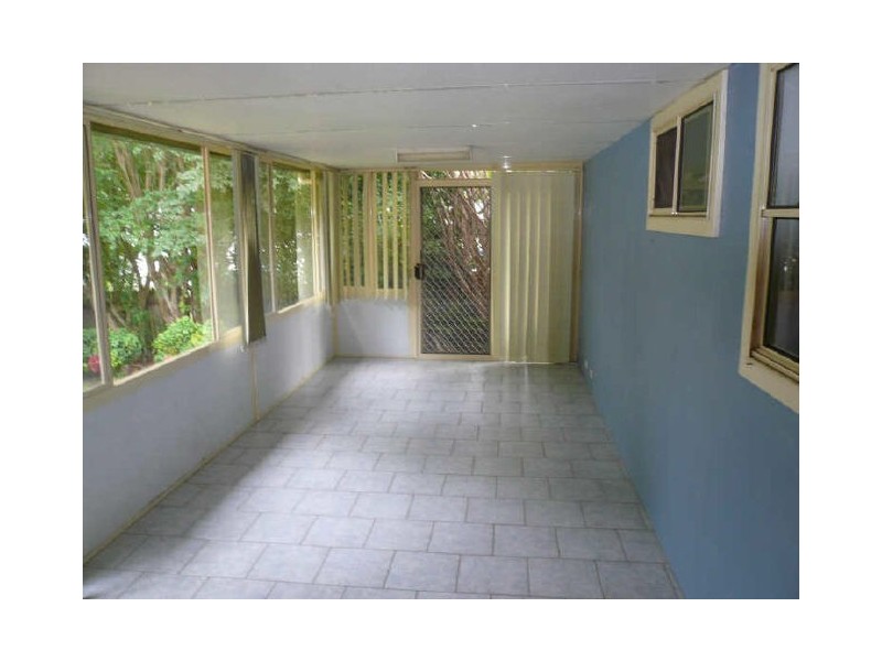 29 Golden Avenue, Point Clare NSW 2250