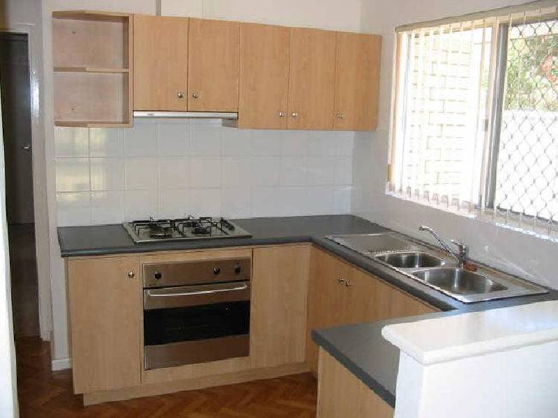 15 Bunderra Close, Karawara WA 6152