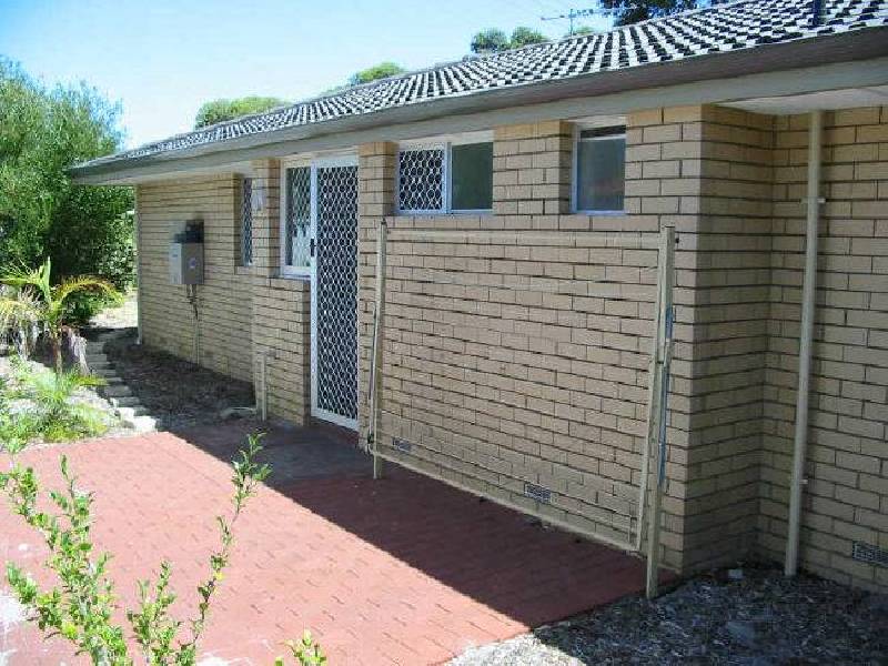 15 Bunderra Close, Karawara WA 6152