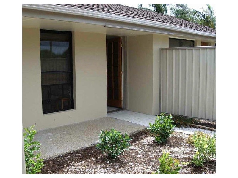 Apt 2/1 Rosa Street, Birkdale QLD 4159