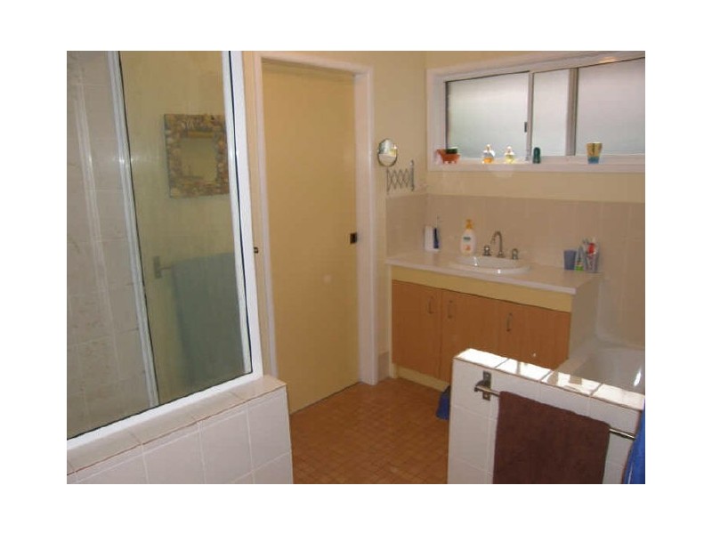 233 Coburg St West, Cleveland QLD 4163