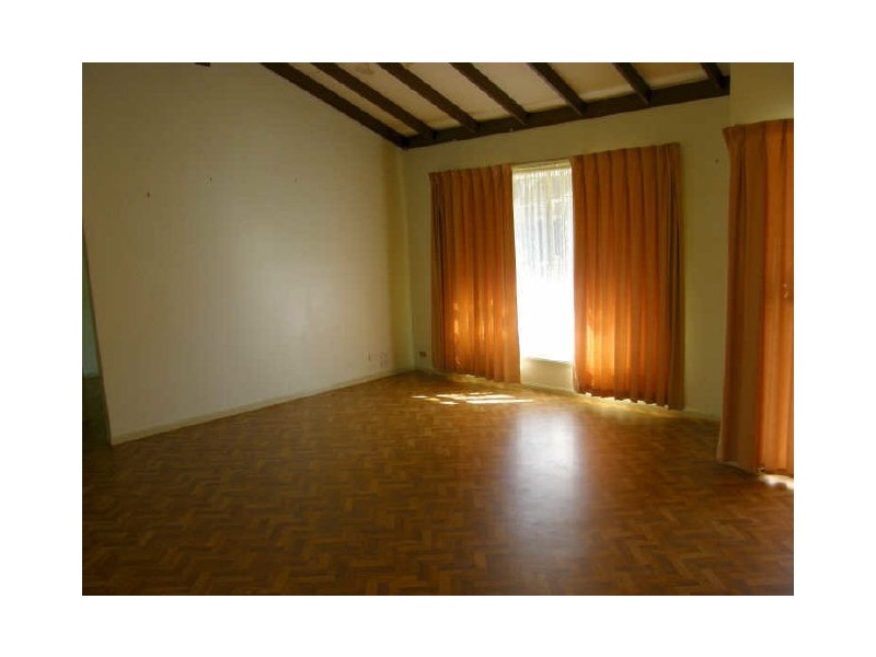 8 Redwood Ct, Capalaba QLD 4157