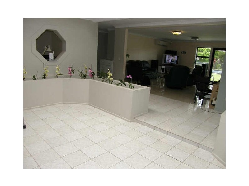 120 Mt Cotton Road, Capalaba QLD 4157