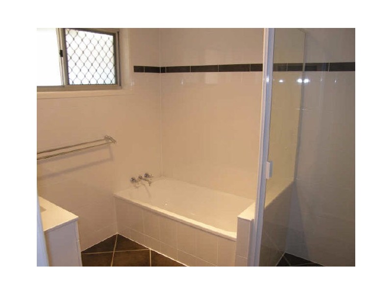 11 High View Drive, Cleveland QLD 4163