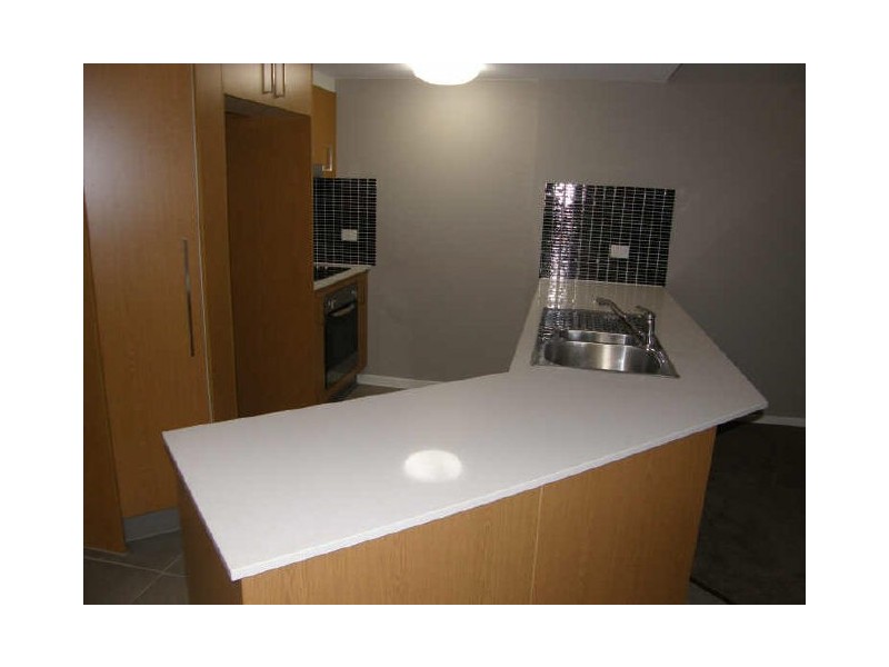 203 Shore Street, Cleveland QLD 4163