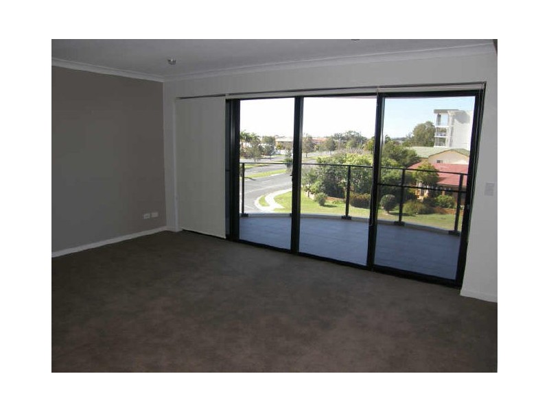 203 Shore Street, Cleveland QLD 4163