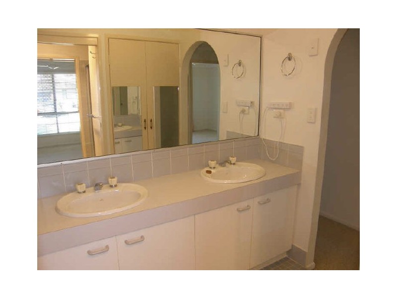 8 Dyer Street, Alexandra Hills QLD 4161