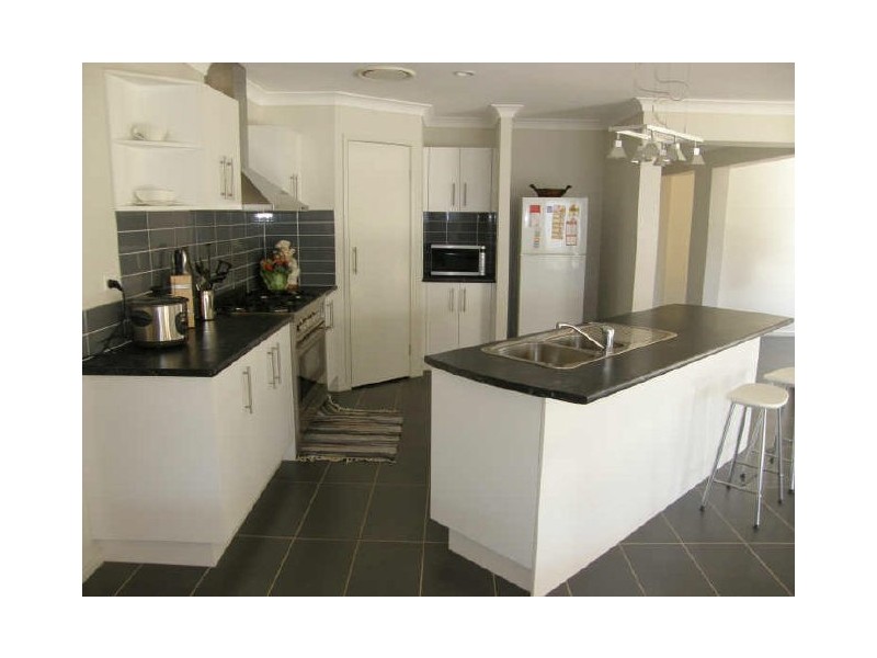 54 Red Gum Cresent, Wakerley QLD 4154