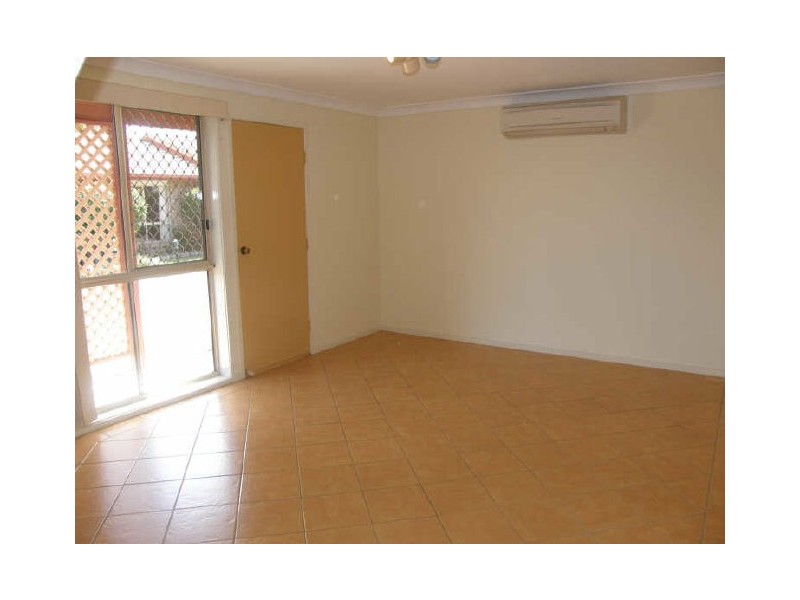 3/8 Nangando St, Capalaba QLD 4157