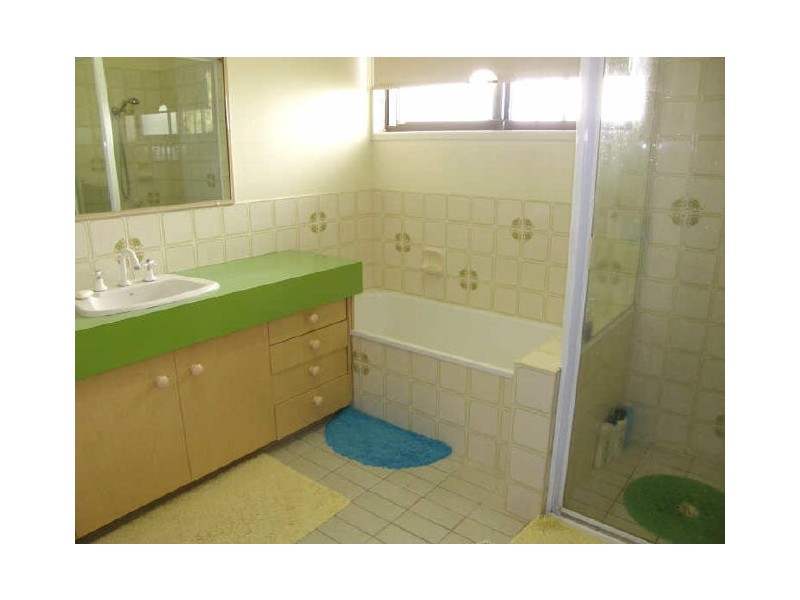 10 Handsworth, Capalaba QLD 4157