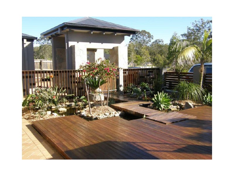 54 Red Gum Cresent, Wakerley QLD 4154