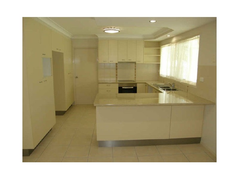 52 Brosnan Dr, Capalaba QLD 4157