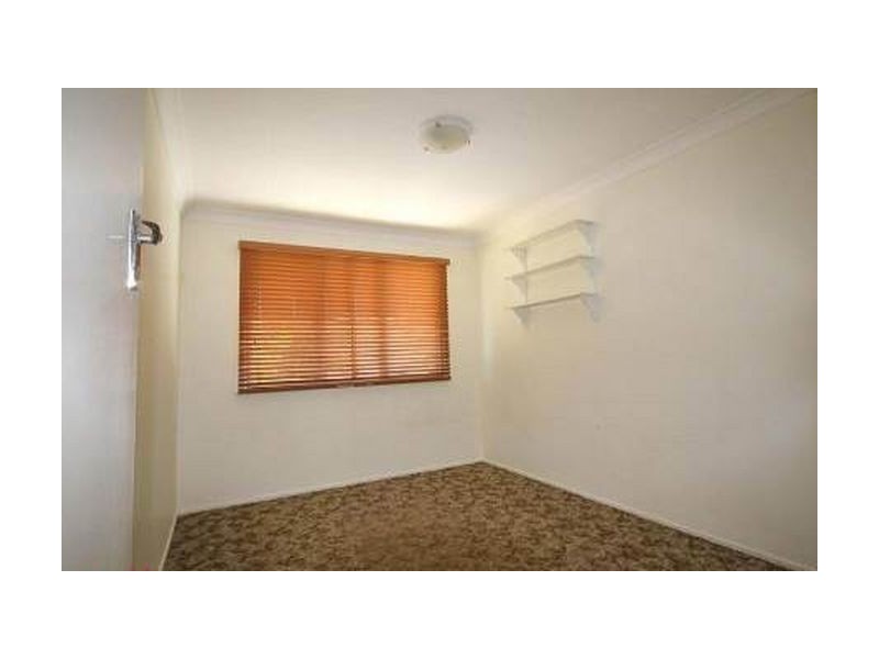 15 Cranbourne Street, Chermside West QLD 4032