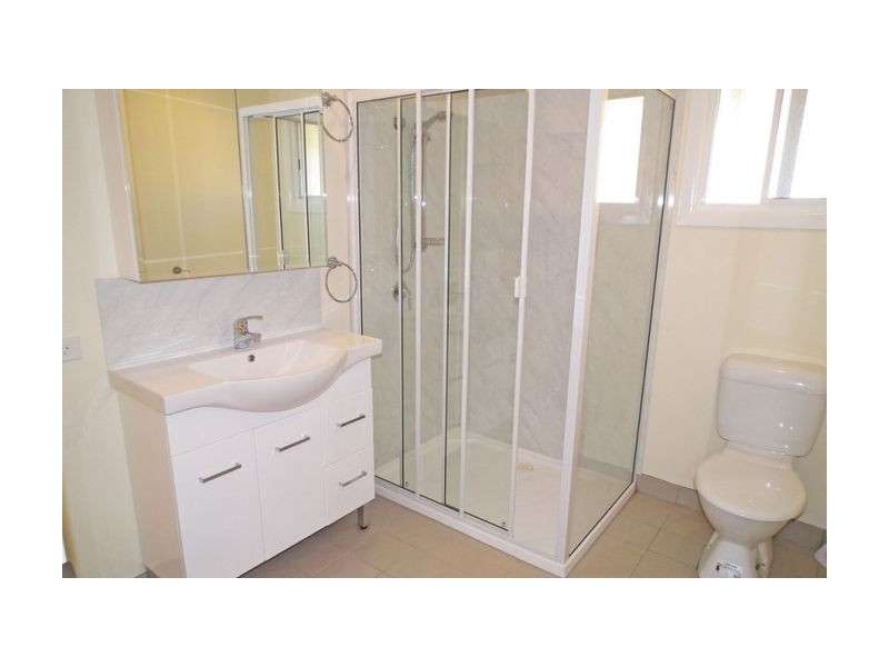 15 Cranbourne Street, Chermside West QLD 4032