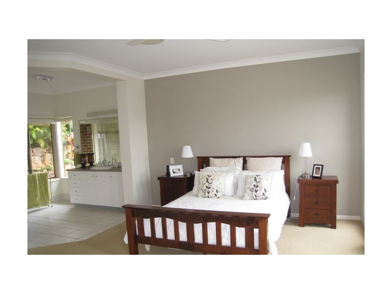 16 Laura Place, Nudgee QLD 4014