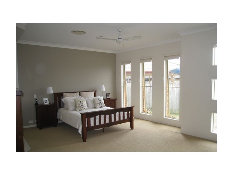 16 Laura Place, Nudgee QLD 4014