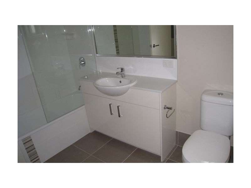 2/20 Zenith Street, Chermside QLD 4032