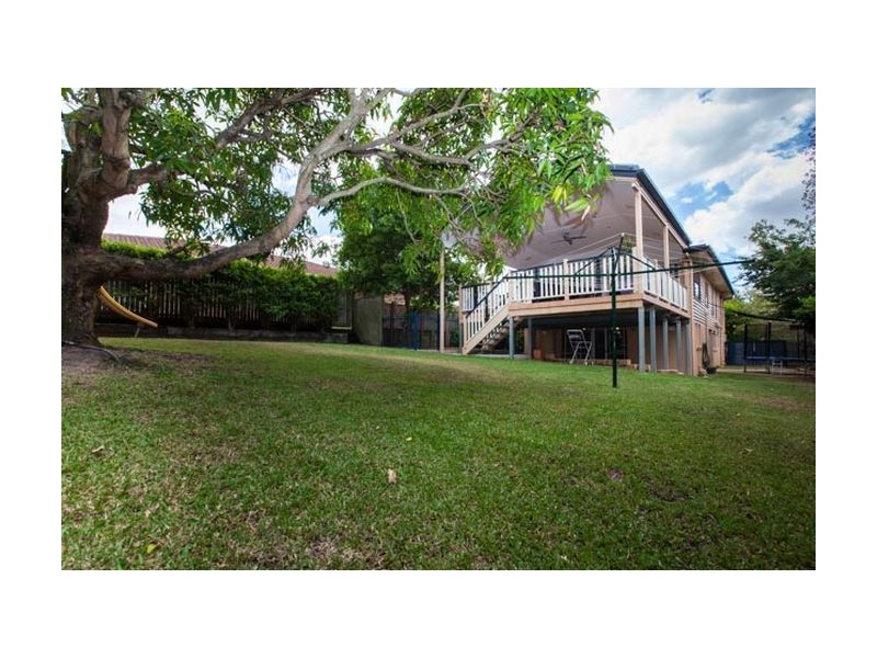 20 Allan Street, Kedron QLD 4031