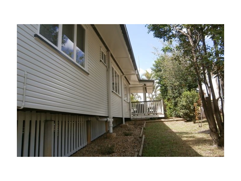 12 Tyrone Street, Chermside West QLD 4032