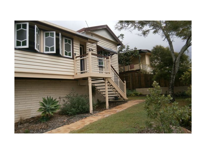 244 Brighton Road, Sandgate QLD 4017