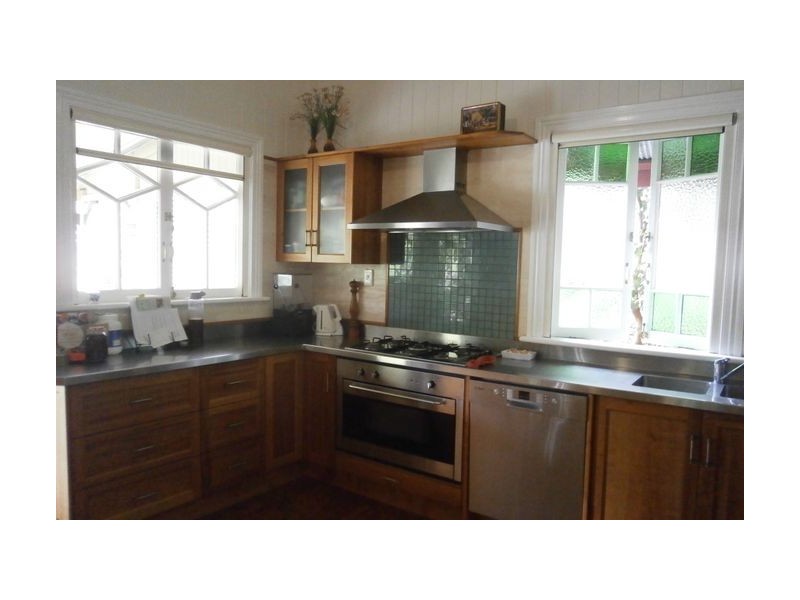 244 Brighton Road, Sandgate QLD 4017