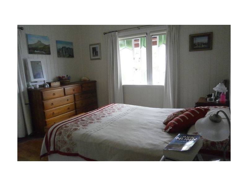 244 Brighton Road, Sandgate QLD 4017