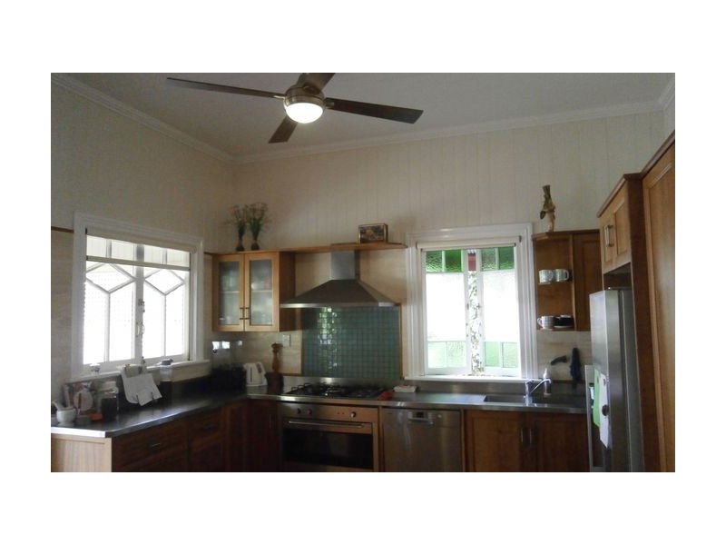 244 Brighton Road, Sandgate QLD 4017