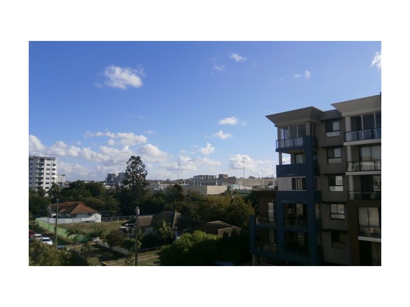 48/51 Playfield Street, Chermside QLD 4032