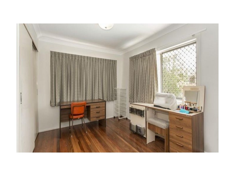 22 Marban Street, Chermside West QLD 4032
