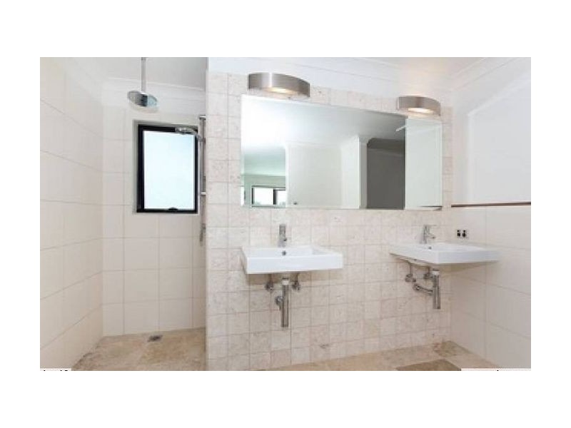 28a Bromley Street, Kangaroo Point QLD 4169