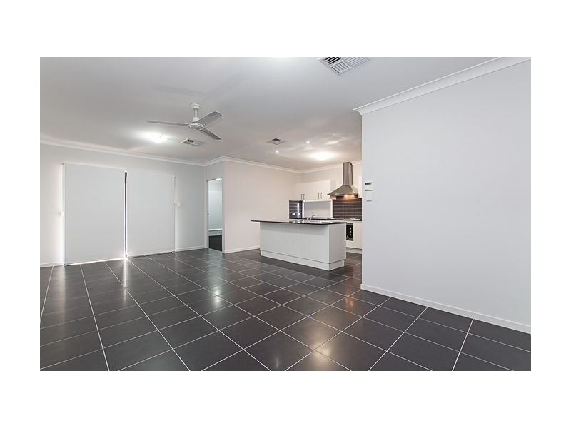 8 Walter Street, Virginia QLD 4014