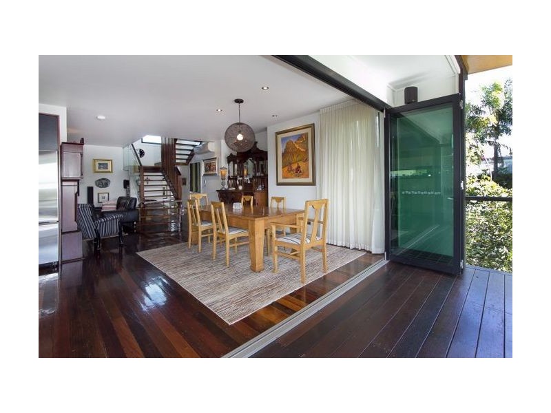 28b Bromley Street, Kangaroo Point QLD 4169