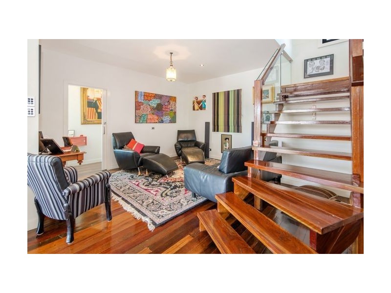 28b Bromley Street, Kangaroo Point QLD 4169