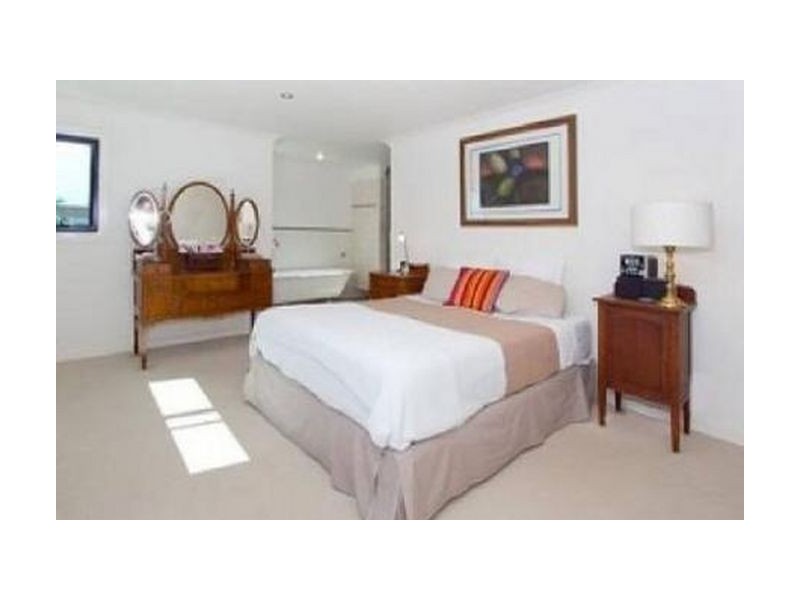 28b Bromley Street, Kangaroo Point QLD 4169