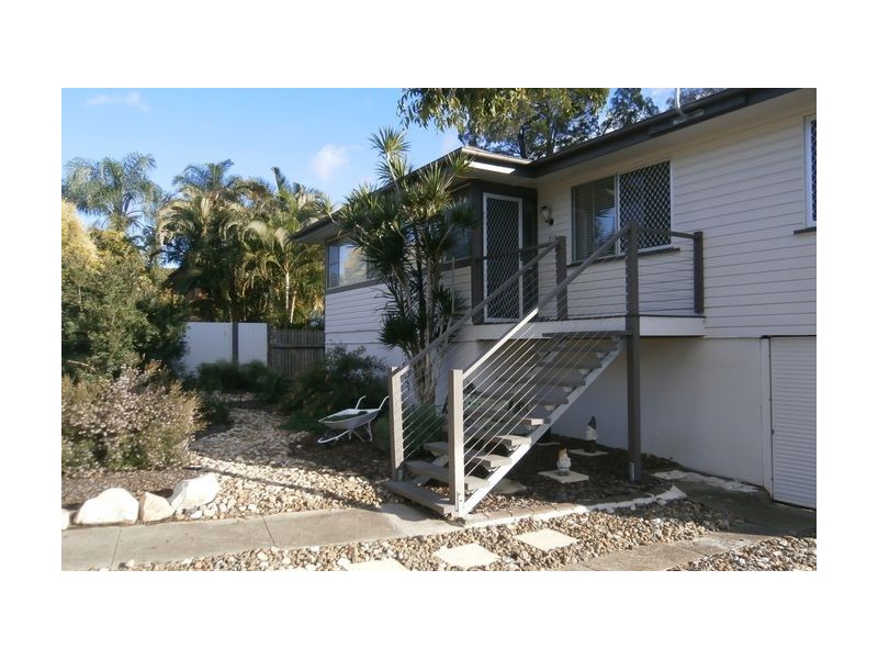 105 Mawson Street, Stafford Heights QLD 4053