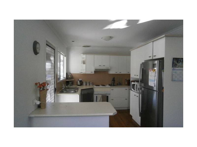 105 Mawson Street, Stafford Heights QLD 4053