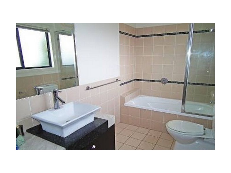1/19 Western Ave, Chermside QLD 4032