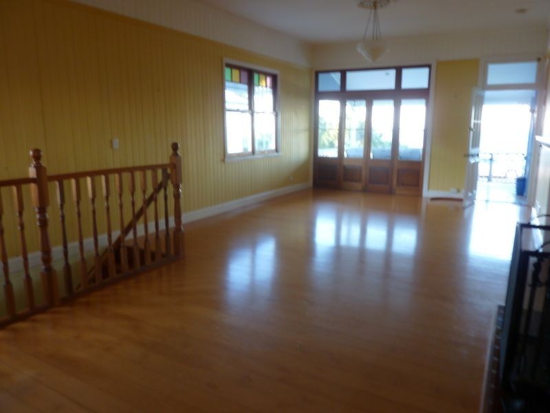 120 Shorncliffe Parade, Shorncliffe QLD 4017