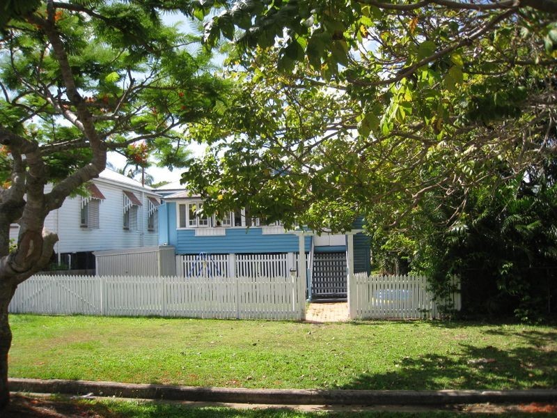 31 Cotton Street, Shorncliffe QLD 4017