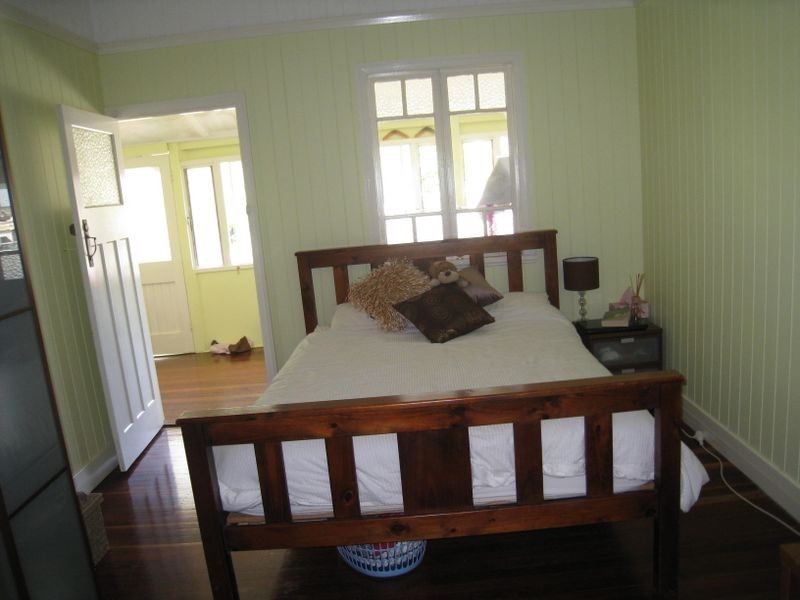 31 Cotton Street, Shorncliffe QLD 4017