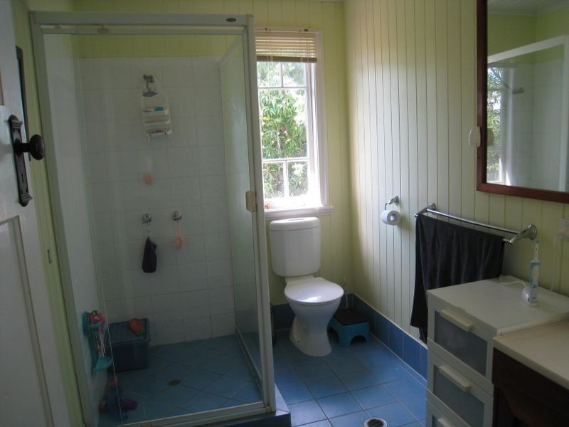 31 Cotton Street, Shorncliffe QLD 4017