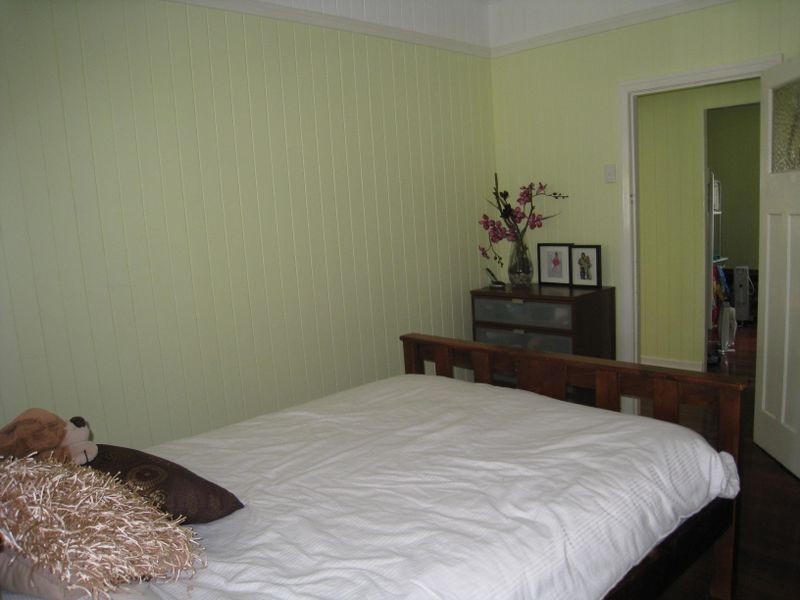 31 Cotton Street, Shorncliffe QLD 4017