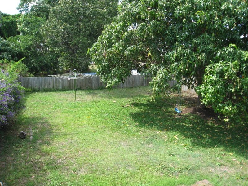 31 Cotton Street, Shorncliffe QLD 4017