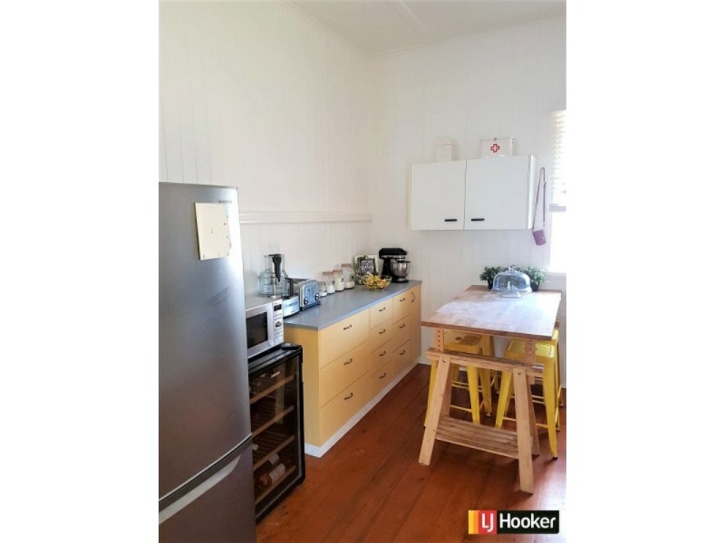 34 Cotton Street, Shorncliffe QLD 4017