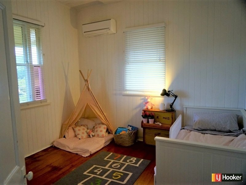 34 Cotton Street, Shorncliffe QLD 4017