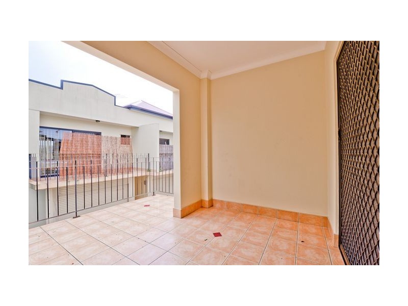 1/88 Dobson Street, Ascot QLD 4007