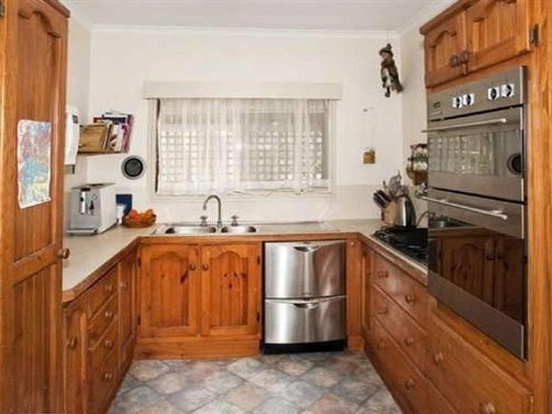 87 North Road, Brighton QLD 4017