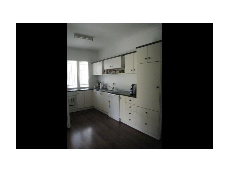 111 Blackwood Road, Deagon QLD 4017