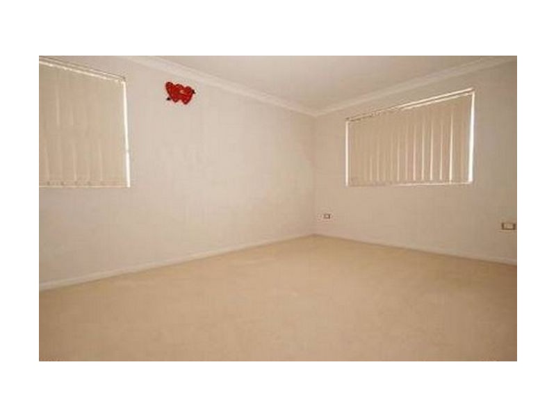 9/12 Rowell Street, Zillmere QLD 4034